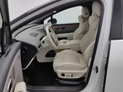 2025 Li Auto i6 4WD Standard, белый — фото 10