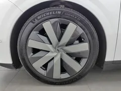 2025 Li Auto i6 4WD Standard, белый — фото 17