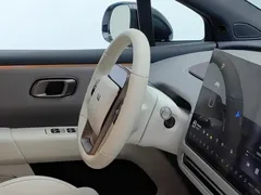 2025 Li Auto i6 4WD Standard, белый — фото 22