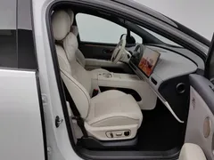 2025 Li Auto i6 4WD Standard, белый — фото 23