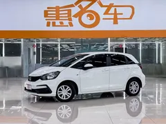 2021 Honda Fit 1.5L CVT, белый — фото 3