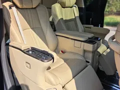 2021 Toyota Vellfire Hybrid 2.5L HV Supreme, чёрный — фото 10