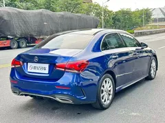 2022 Mercedes-Benz A-Class A 200 L, синий — фото 19