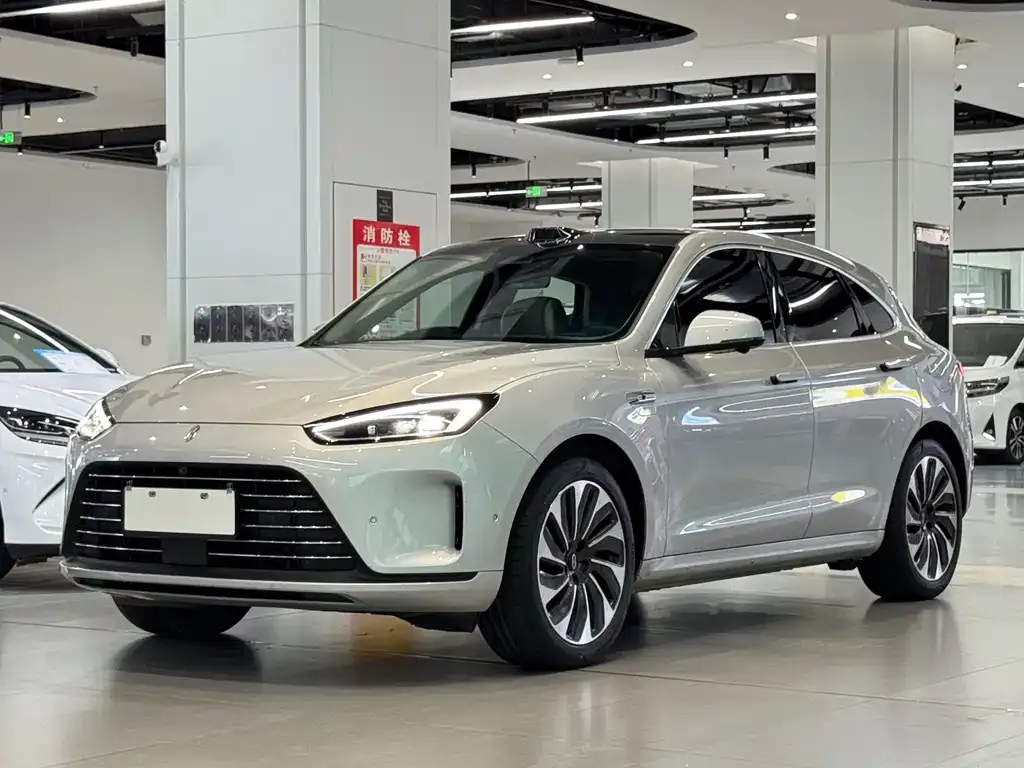 2023 Aito M5