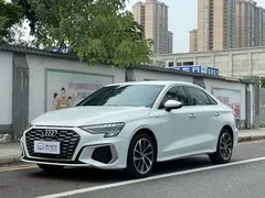 2022 Audi A3L Limousine 35 TFSI, белый — фото 1