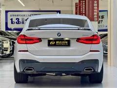 2021 BMW 6 Series GT 6 GT 630i M, белый — фото 3