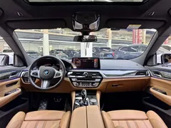 2021 BMW 6 Series GT 6 GT 630i M, белый — фото 11