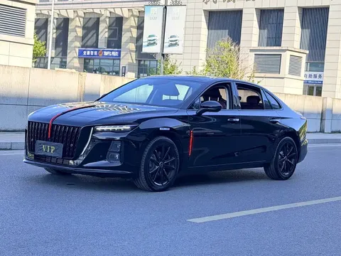 2025 Hongqi H5 1.5T DCT