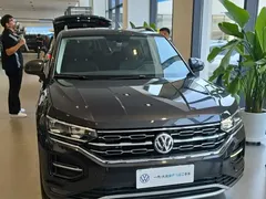 2021 Volkswagen Tayron 330TSI 2WD Luxury, чёрный — фото 2