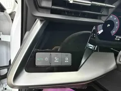 2023 Audi A3 Sportback 35 TFSI, белый — фото 12