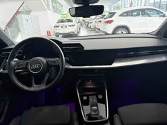 2023 Audi A3 Sportback 35 TFSI, белый — фото 17