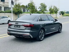 2022 Audi A4L 40 TFSI Fashion Dynamic — фото 2