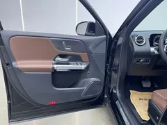 2022 Mercedes-Benz GLB 200, чёрный — фото 11