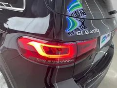 2022 Mercedes-Benz GLB 200, чёрный — фото 34