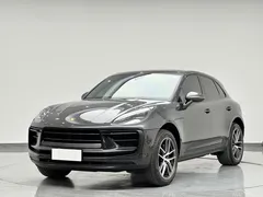 2022 Porsche Macan 2.0T — фото 1