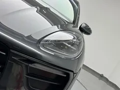 2022 Porsche Macan 2.0T — фото 19