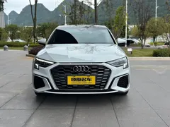 2022 Audi A3L Limousine 35 TFSI, белый — фото 2