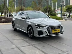 2022 Audi A3L Limousine 35 TFSI, белый — фото 3