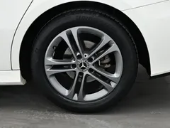2022 Mercedes-Benz A-Class A 180 L, белый — фото 8