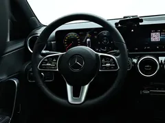 2022 Mercedes-Benz A-Class A 180 L, белый — фото 14