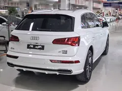 2020 Audi Q5L 45 TFSI, белый — фото 9