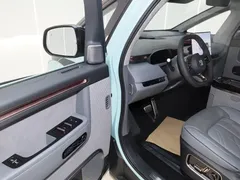 2025 Zeekr Mix Smart Driving, синий — фото 25
