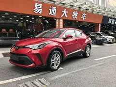2021 Toyota C-HR 2.0L Comfort — фото 1