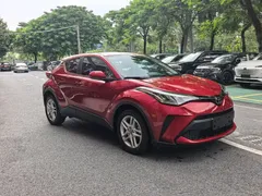 2021 Toyota C-HR 2.0L Comfort — фото 2