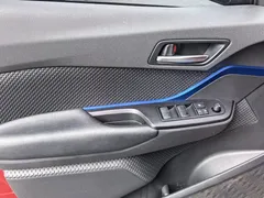 2021 Toyota C-HR 2.0L Comfort — фото 9