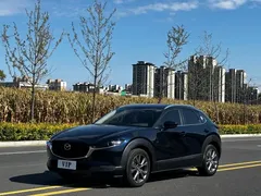 2021 Mazda CX-30 2.0L AT, чёрный — фото 1