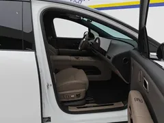 2025 Li Auto i6 2WD Standard, белый — фото 8