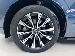 2023 Volvo XC60 4WD Luxury, синий — фото 21