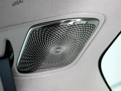 2025 Zeekr 9X Ultra 70kWh, белый — фото 29