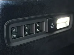 2025 Zeekr 9X Ultra 70kWh, белый — фото 42