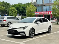 2022 Toyota Levin Hybrid 1.8H E-CVT Sport, белый — фото 1