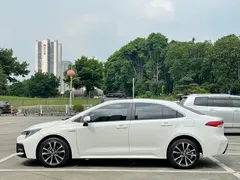 2022 Toyota Levin Hybrid 1.8H E-CVT Sport, белый — фото 34