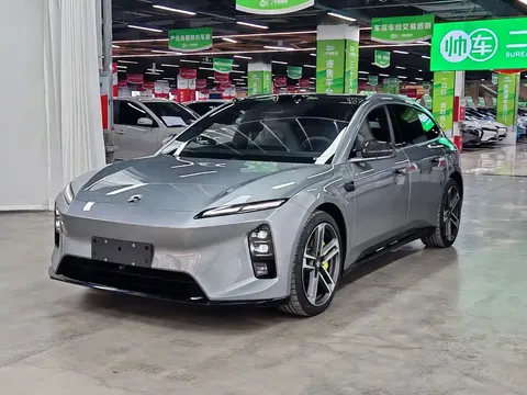 2025 Nio ET5T 75kWh Touring