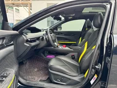 2022 Changan UNI-V 1.5T Sport, чёрный — фото 4