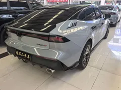 2022 Changan UNI-V 1.5T — фото 7