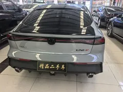 2022 Changan UNI-V 1.5T — фото 8