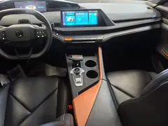 2022 Changan UNI-V 1.5T — фото 10
