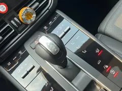 2023 Porsche Macan 2.0T — фото 10