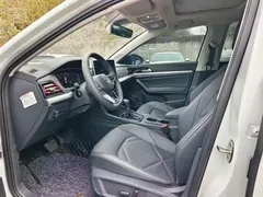 2023 Volkswagen Lavida 300TSI DSG, белый — фото 5