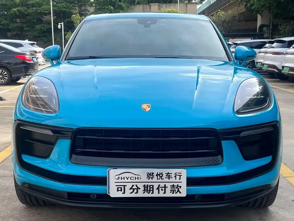 2022 Porsche Macan T 2.0T