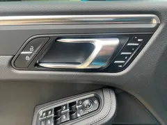 2022 Porsche Macan T 2.0T, синий — фото 16