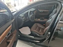 2022 Volvo S90 B5 Luxury, чёрный — фото 16