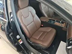 2022 Volvo S90 B5 Luxury, чёрный — фото 25