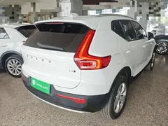 2021 Volvo XC40 T4 4WD, белый — фото 7
