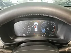 2021 Volvo XC40 T4 4WD, белый — фото 12