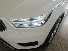 2021 Volvo XC40 T4 4WD, белый — фото 24